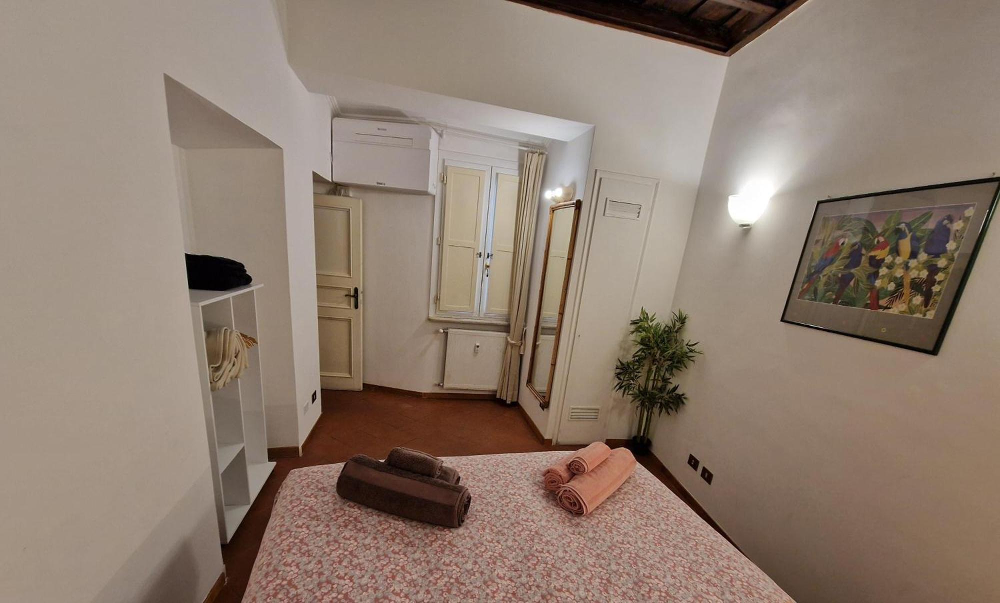 Apartment Simple Life In Rome